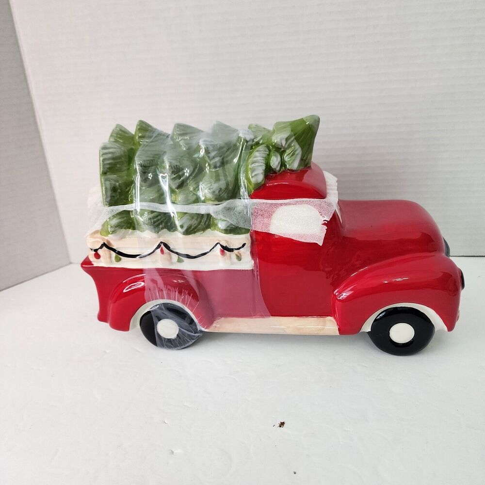 10 Strawberry Street Cookie Jar Vintage Red Truck With Christmas Tree NWT